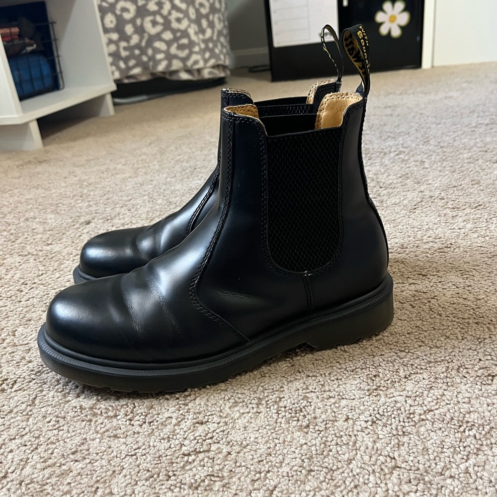 Doc Martens Chelsea boot